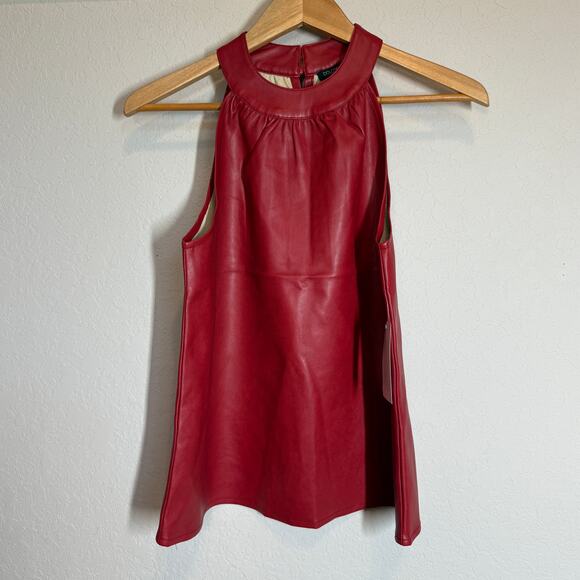 Women's DolceCabo Faux Red Leather Sleeveless Halter Top Size Medium NEW - Picture 2 of 8